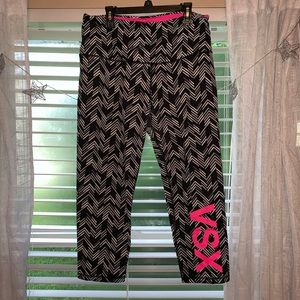 Victoria’s Secret Knockout Capris